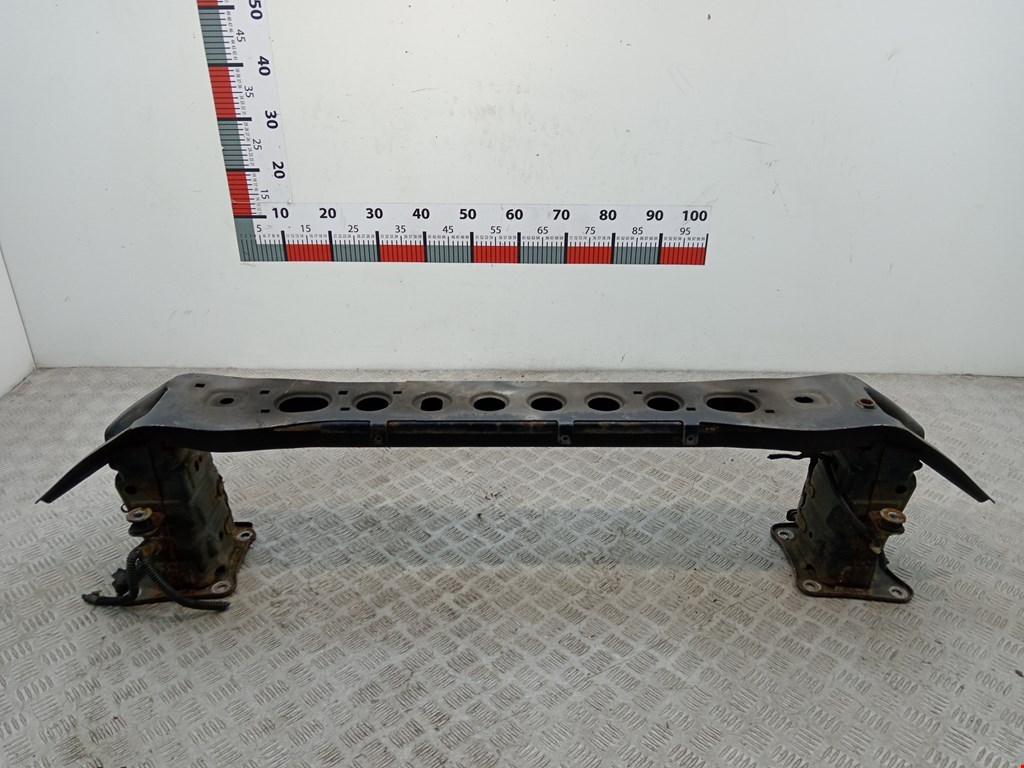 Усилитель переднего бампера (передний) FORD C-MAX 2010-2019