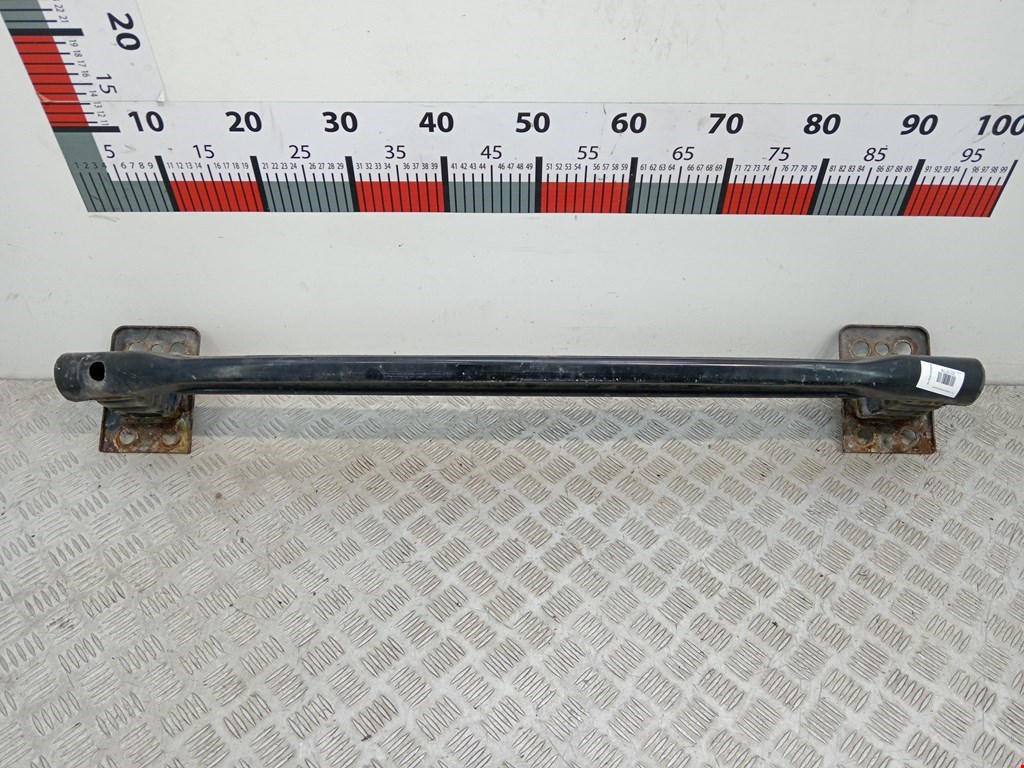 Усилитель переднего бампера (передний) FIAT 500 2007-н.в.