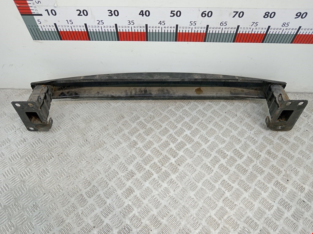 Усилитель переднего бампера (передний) SEAT Toledo 2012-2019