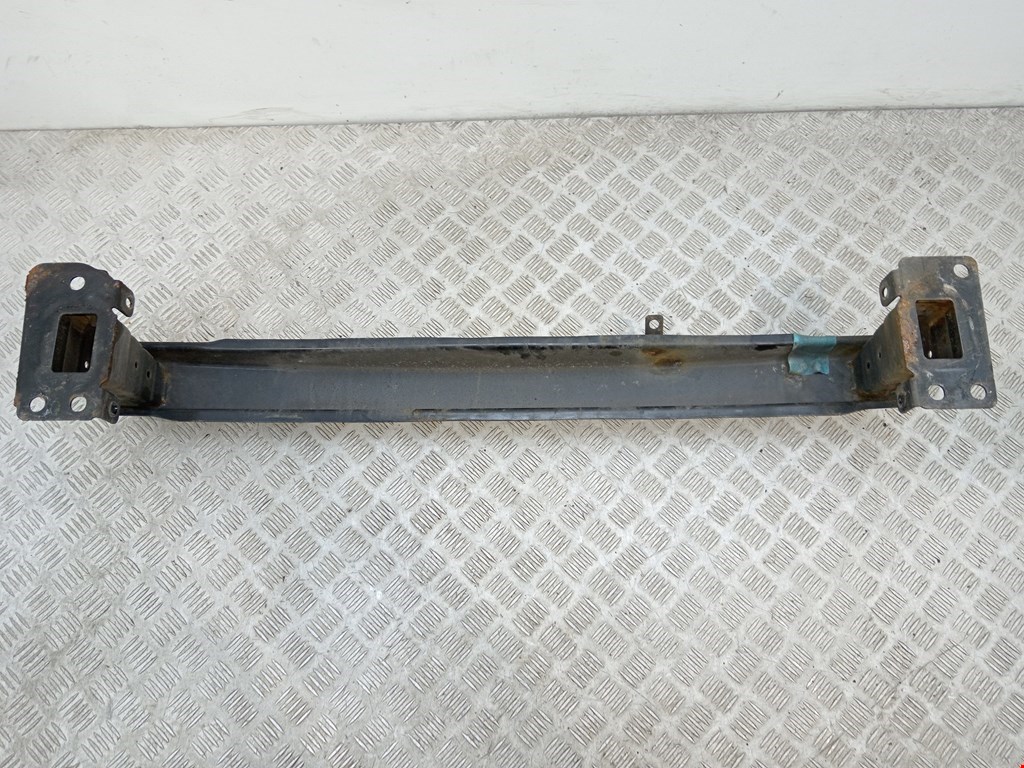 Усилитель переднего бампера (передний) SEAT Toledo 2012-2019