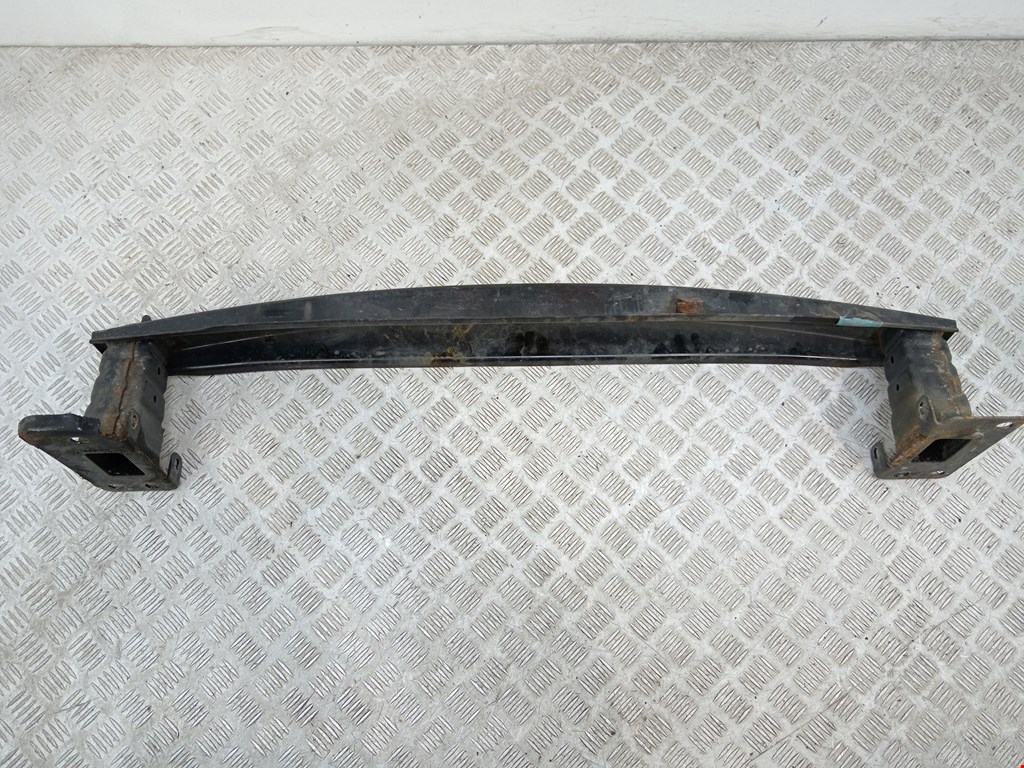 Усилитель переднего бампера (передний) SEAT Toledo 2012-2019