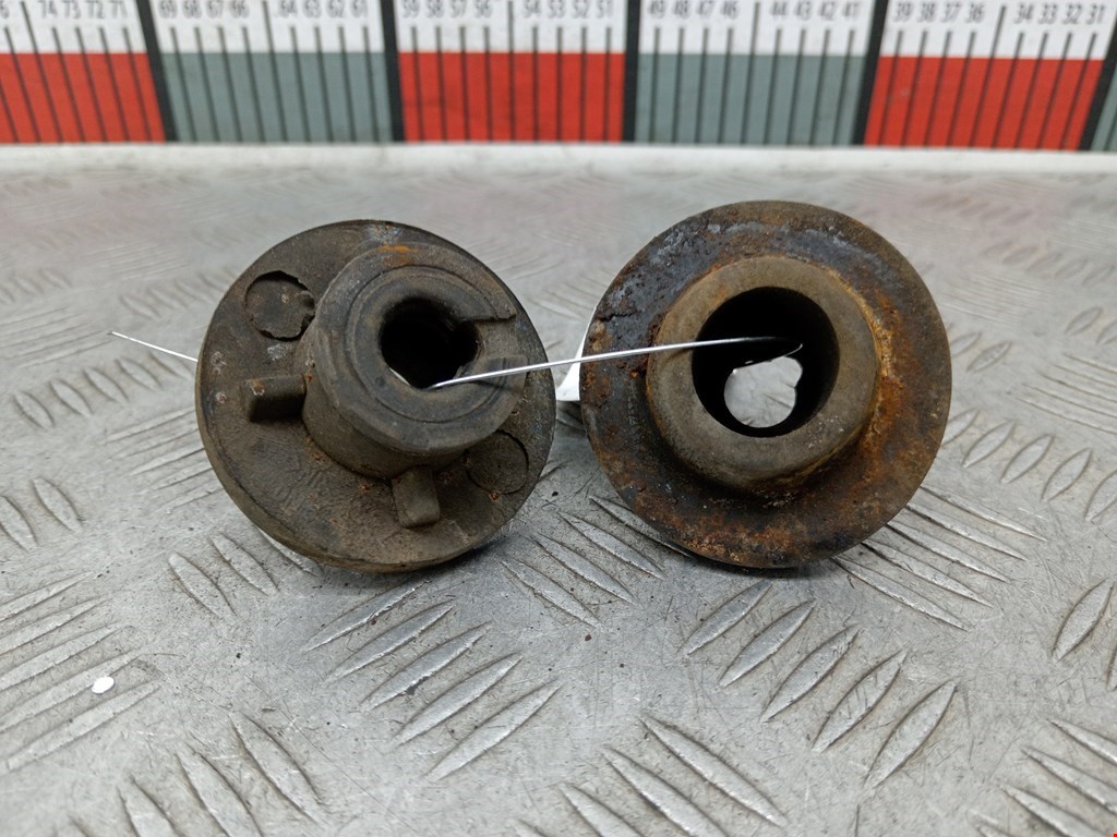 Кронштейн (крепление) радиатора OPEL Antara 2006-2015