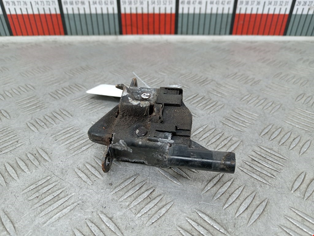 Замок капота CHRYSLER Crossfire 2003-2007