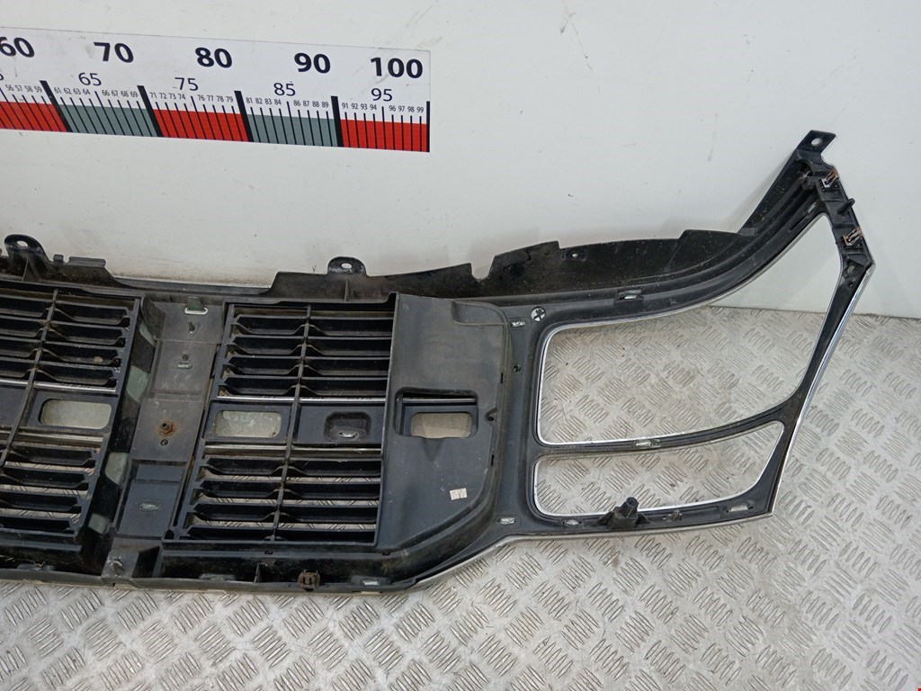 Решетка радиатора DODGE Nitro 2006-2011