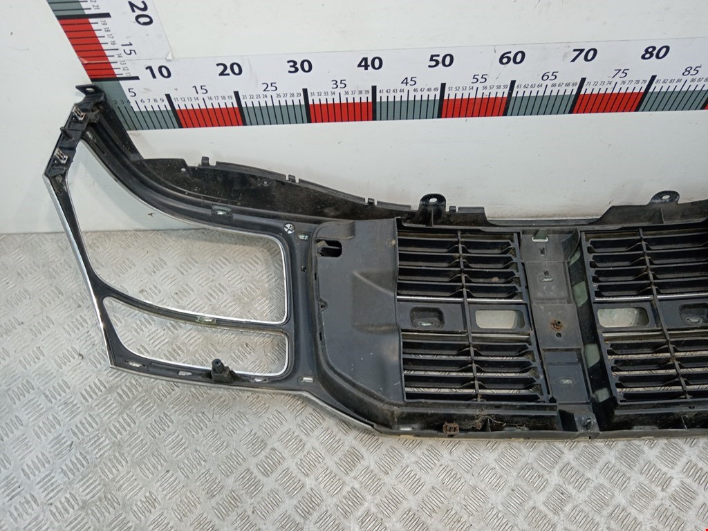 Решетка радиатора DODGE Nitro 2006-2011