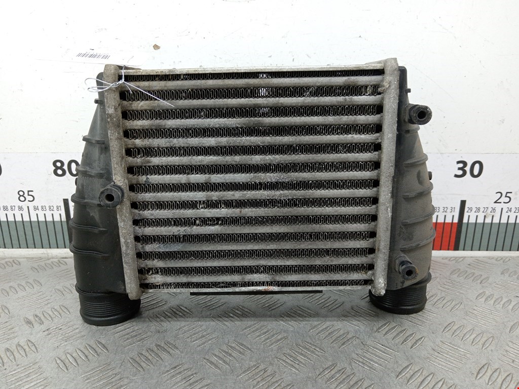 Интеркулер (радиатор интеркулера) AUDI A4 B7 2004-2007