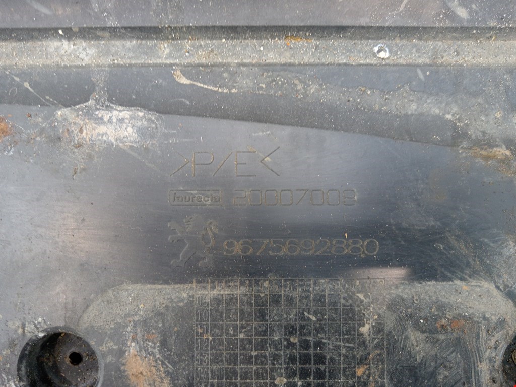 Пыльник (кузов наружные) PEUGEOT 508 2011-2018