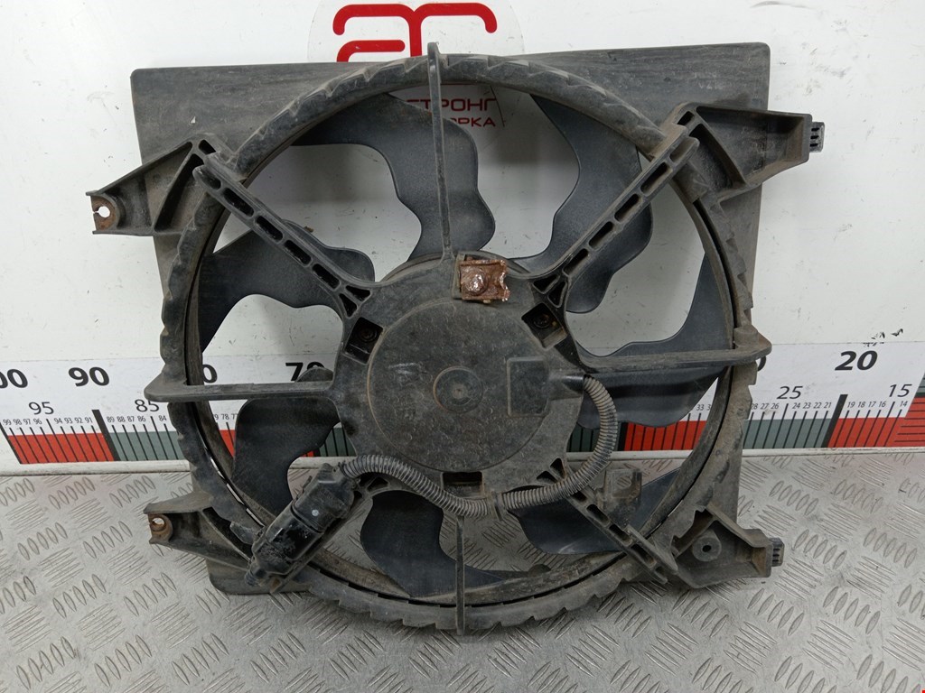 Вентилятор радиатора основного Hyundai Santa Fe 2 (CM) (2005-2012)