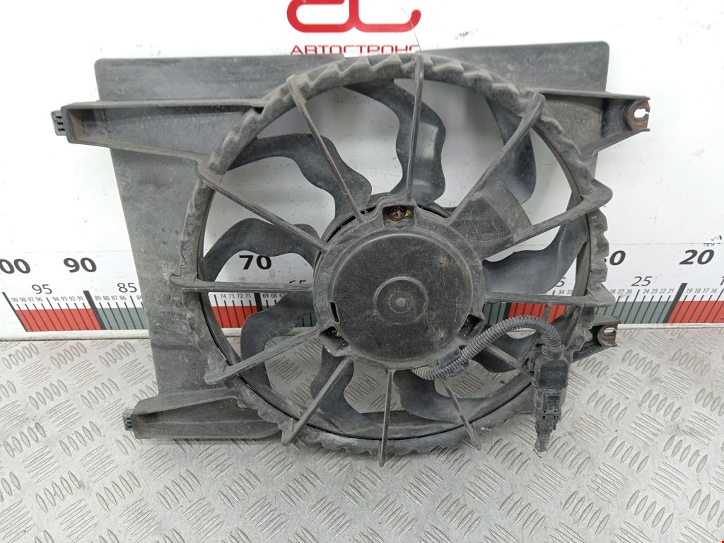 Вентилятор радиатора основного Hyundai Santa Fe 2 (CM) (2005-2012)