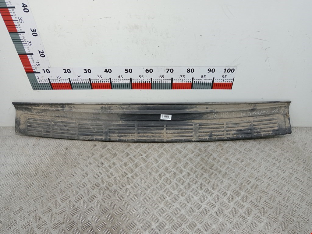 Накладка (молдинг) бампера заднего Toyota Land Cruiser (J200) (2007-2021)