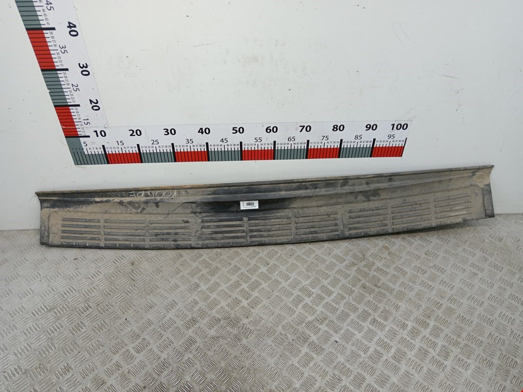 Накладка (молдинг) бампера заднего Toyota Land Cruiser (J200) (2007-2021)