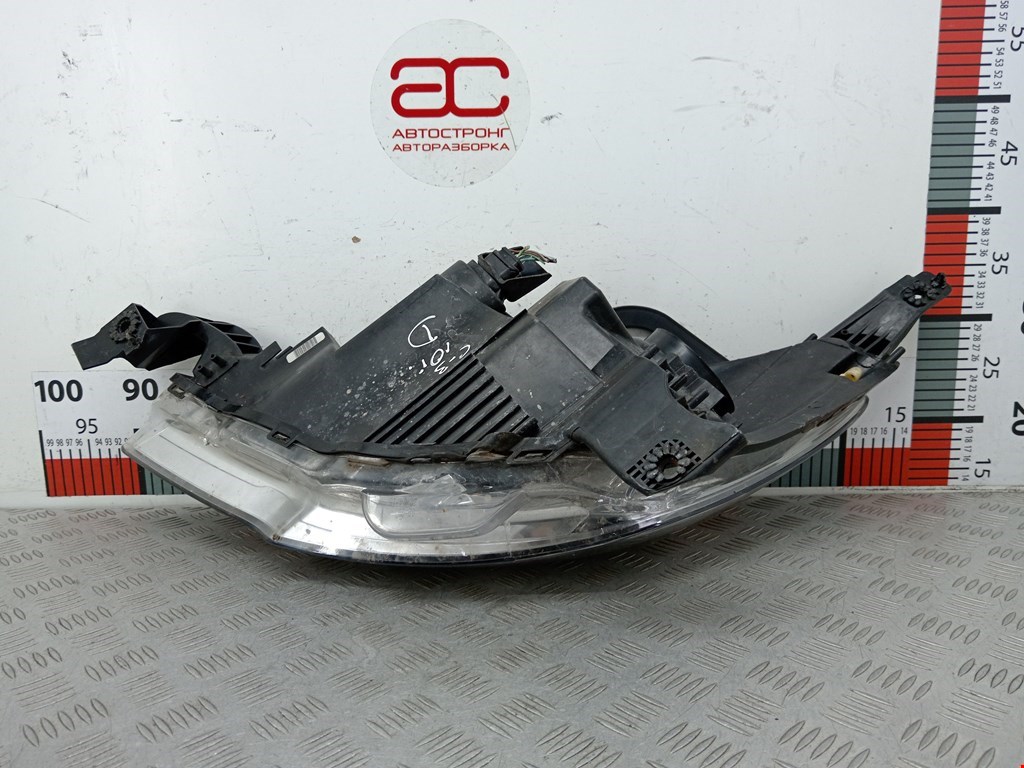 Фара правая CITROEN C3 2009-2016