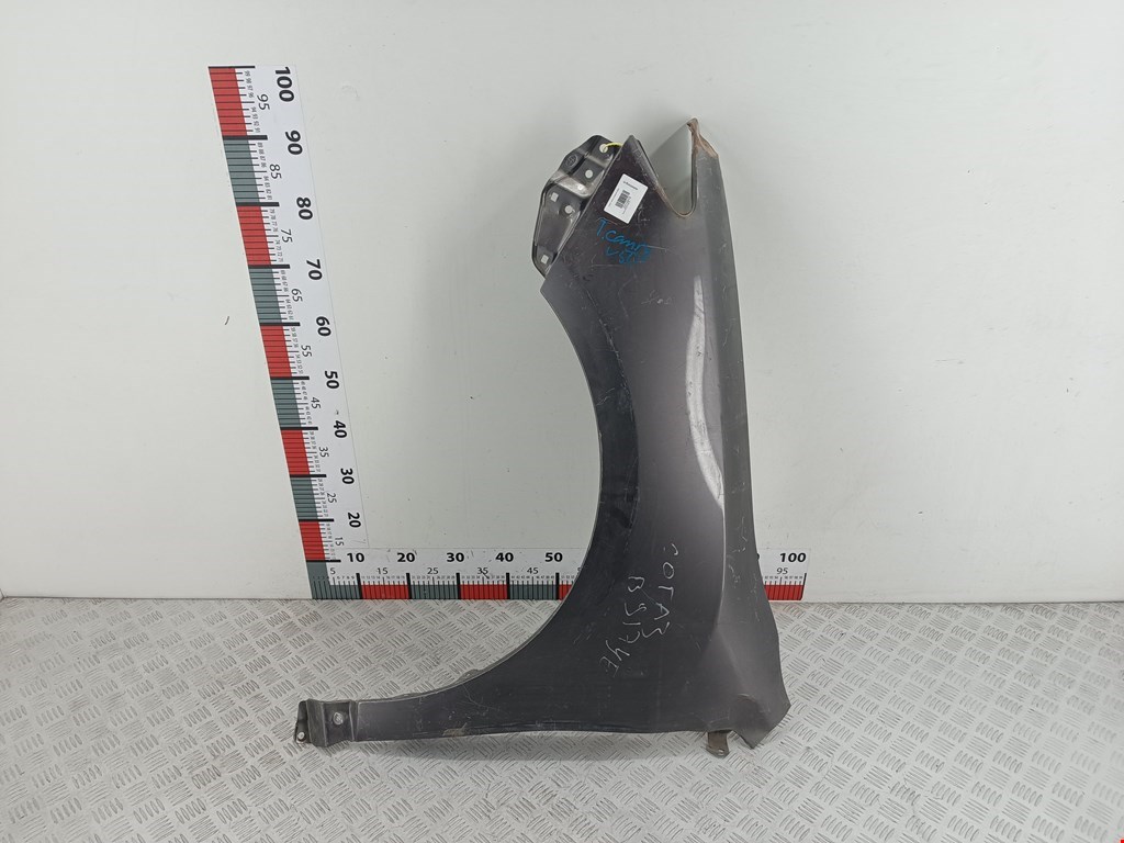 Крыло переднее левое Toyota Camry (XV50) (2011-2014)