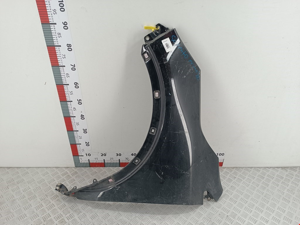 Крыло переднее левое KIA Sorento 2009-2021