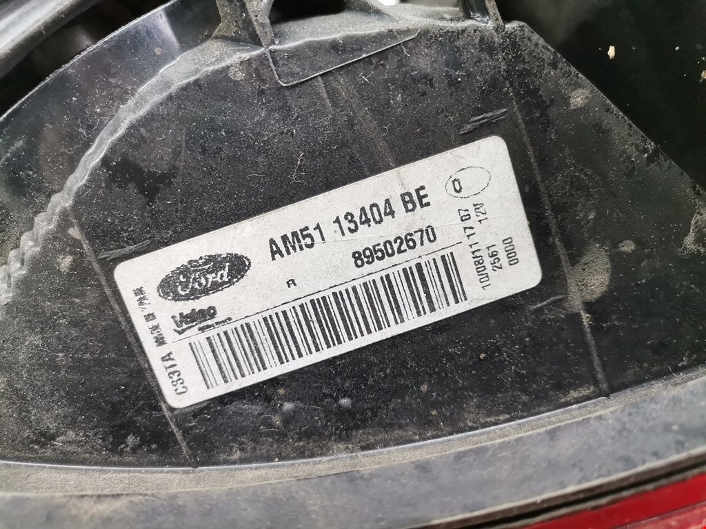 Фонарь задний правый FORD C-MAX 2010-2019