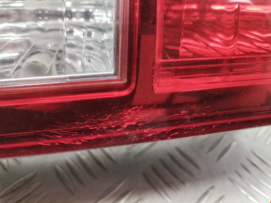 Фонарь задний левый KIA Carnival II 2006-2014