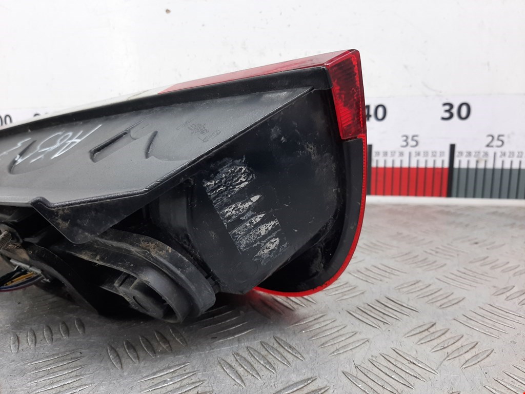 Фонарь задний правый FORD C-MAX 2003-2010