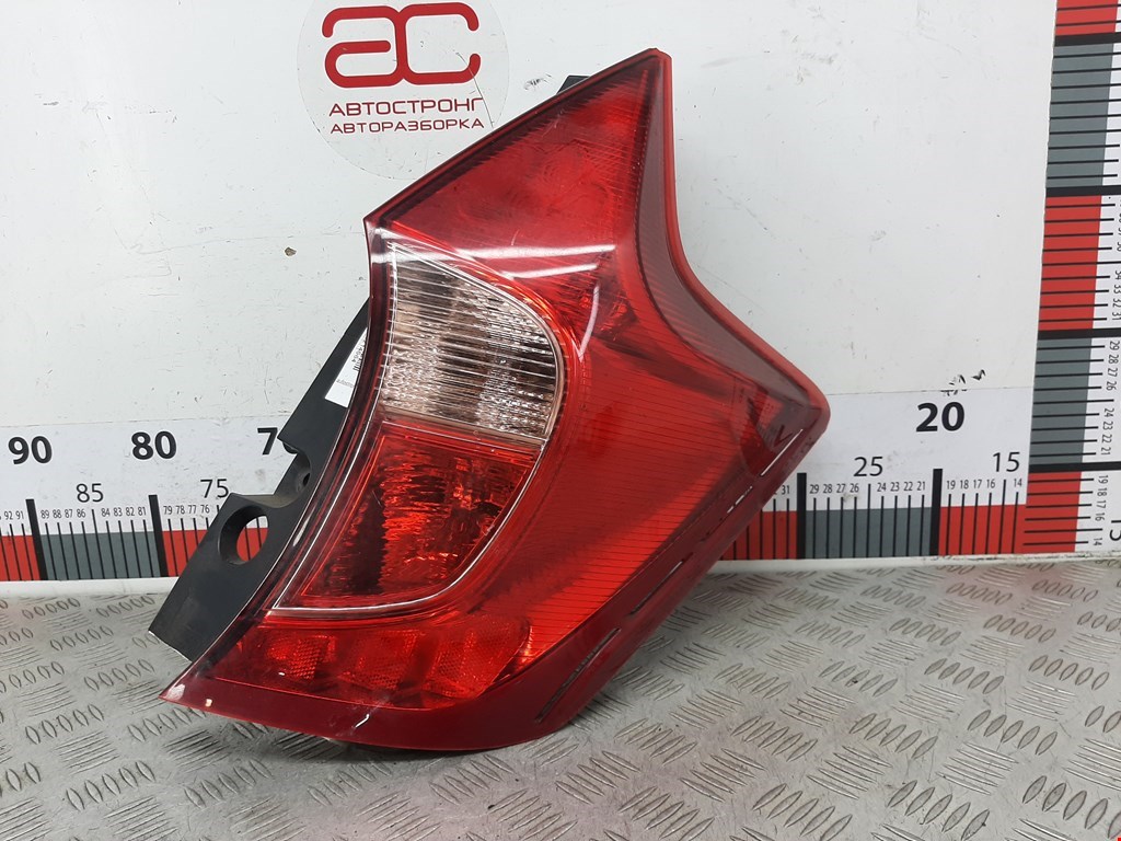 Фонарь задний правый NISSAN Note E12 2013-2020