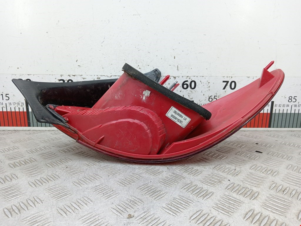 Фонарь задний левый PEUGEOT 206 1998-2012