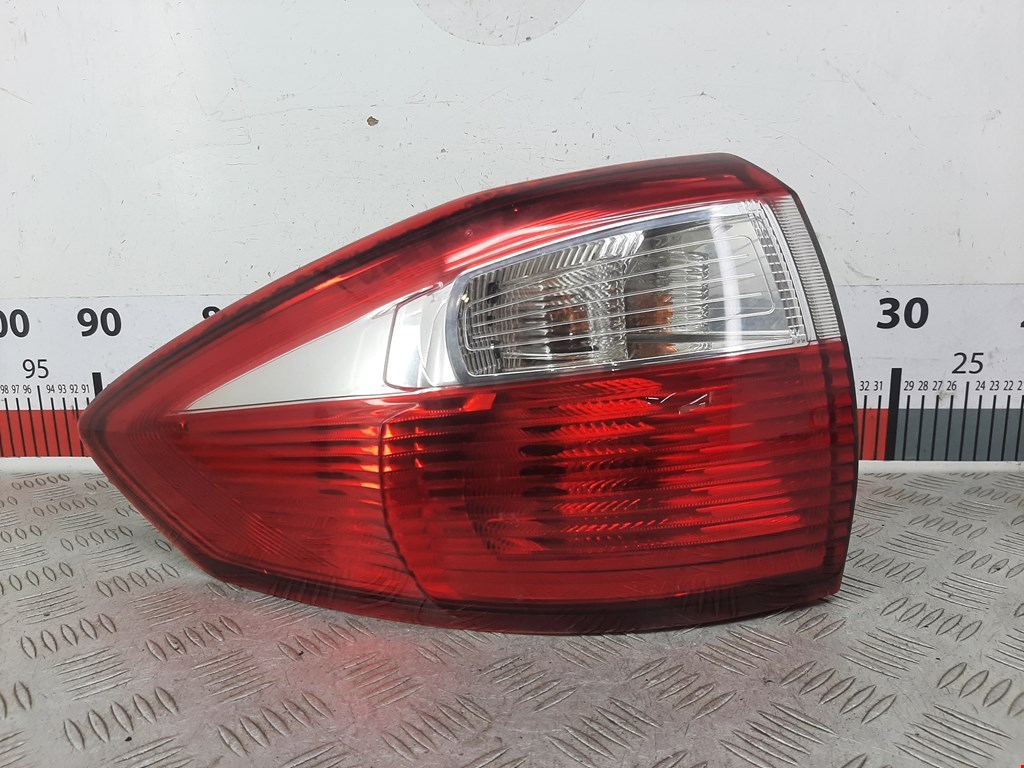 Фонарь задний левый Ford C-MAX 2 (2010-2019)