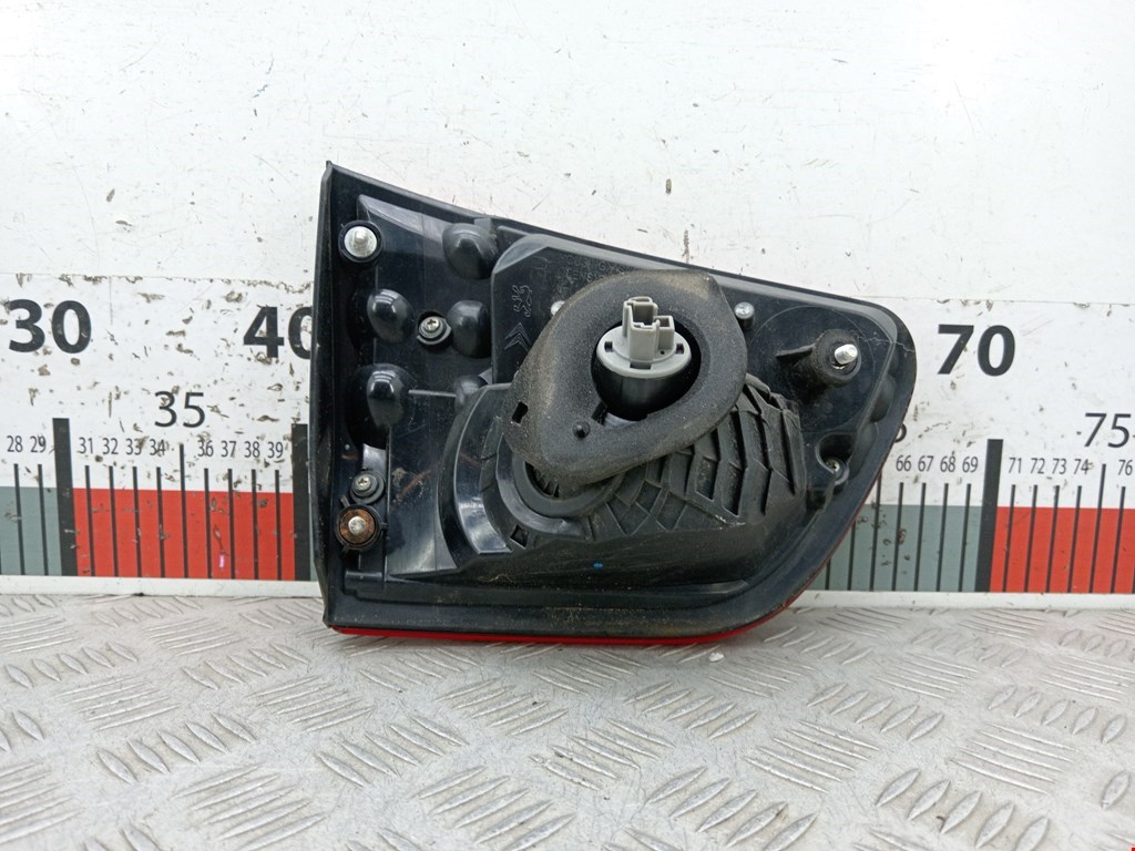 Фонарь задний внутренний левый CITROEN C-Crosser 2007-2013