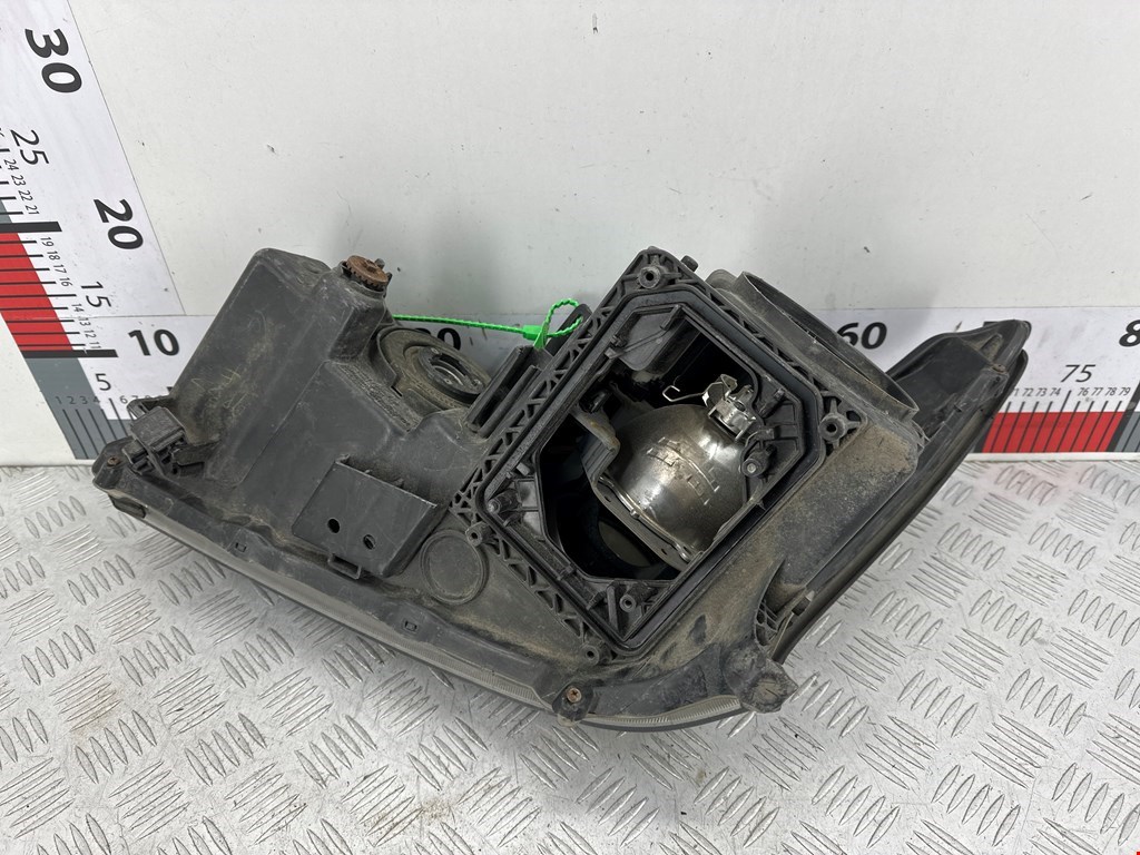 Фара правая LEXUS RX 300\330\350\400H 2003-2009