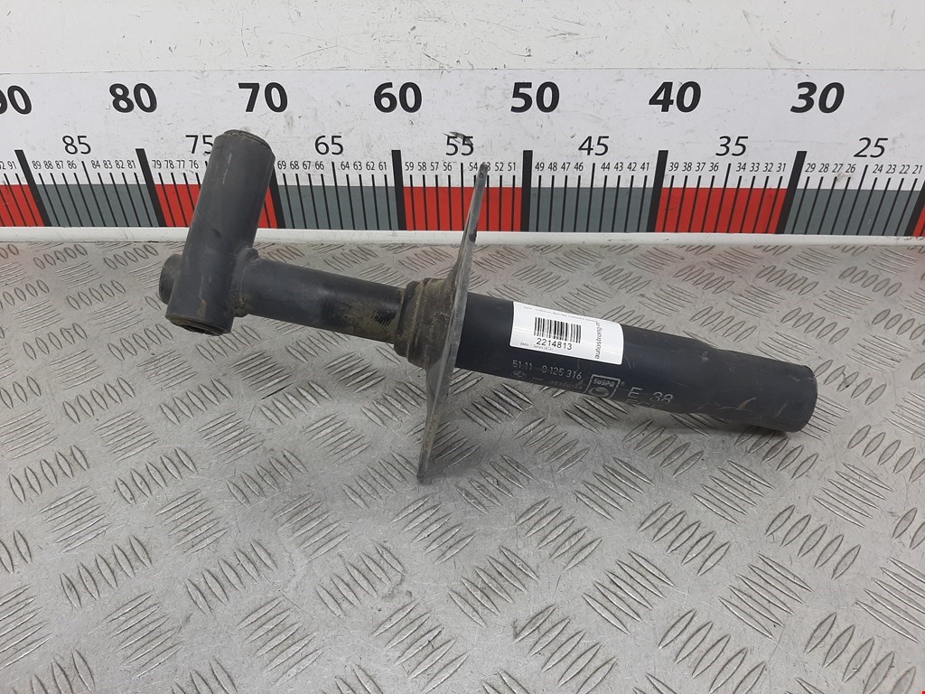 Отбойник бампера передний правый BMW 7-Series (E38) (1994-2001)