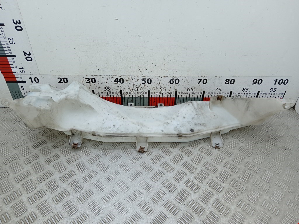 Бачок омывателя DODGE Nitro 2006-2011