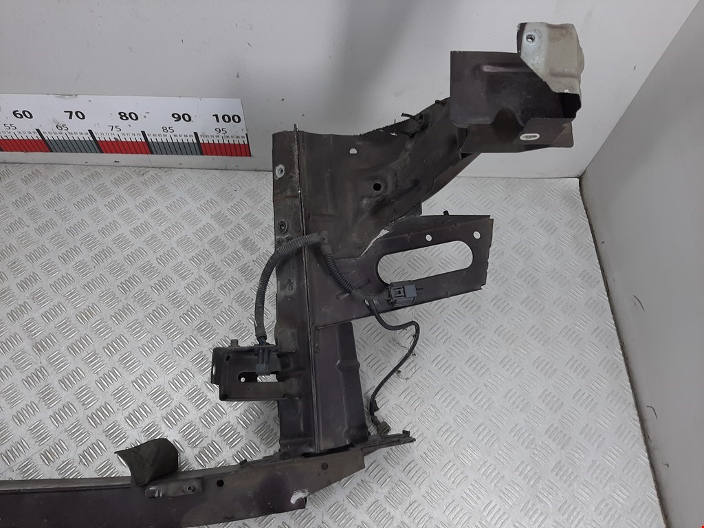 Усилитель переднего бампера (передний) VOLVO XC90 2002-2014