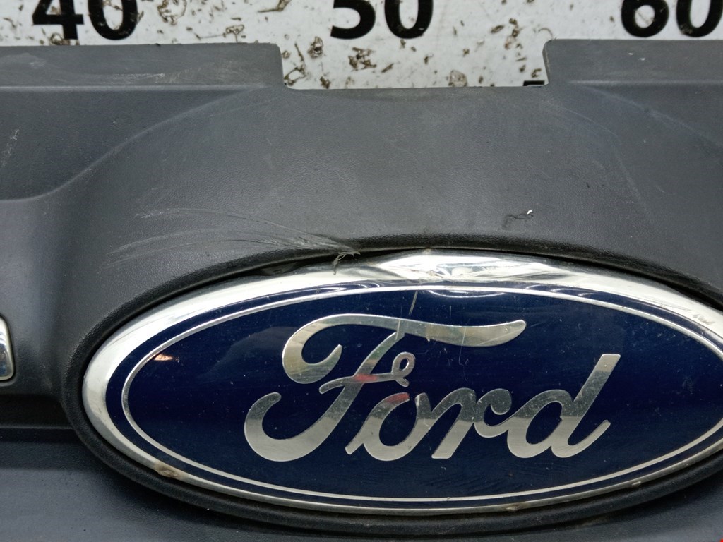 Решетка радиатора FORD C-MAX 2010-2019