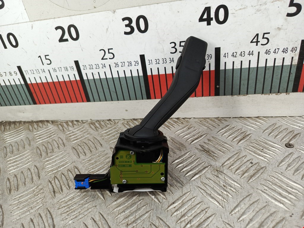 Переключатель стеклоочистителя AUDI A3 8P 2003-2013