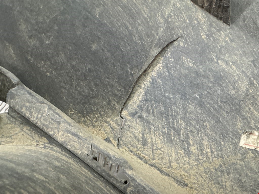 Бампер передний RENAULT Duster 2011-2021