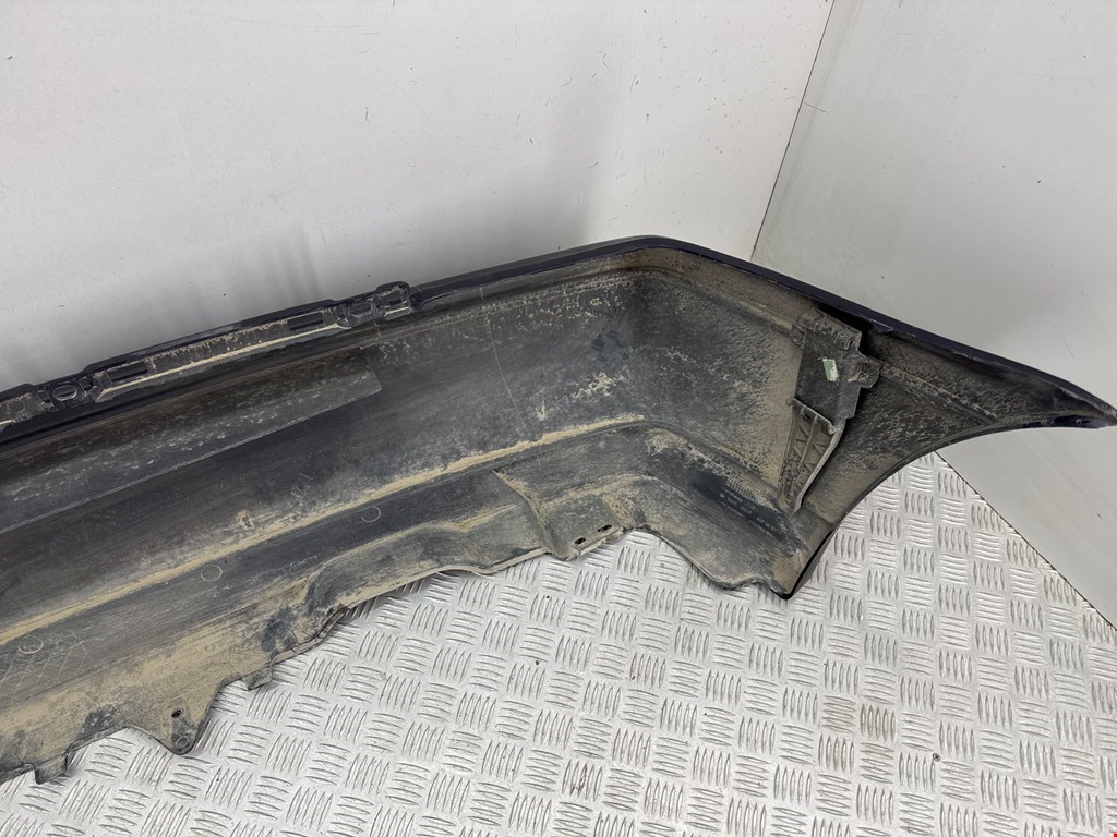 Бампер задний VOLKSWAGEN Golf III 1991-1997