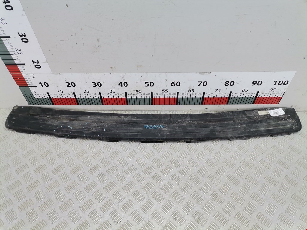 Накладка декоративная (молдинг) бампера заднего Land Rover Freelander 2 (2006-2014)