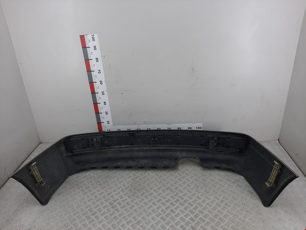 Бампер задний AUDI 80 B3 1986-1991