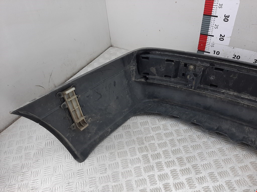 Бампер задний AUDI 80 B3 1986-1991