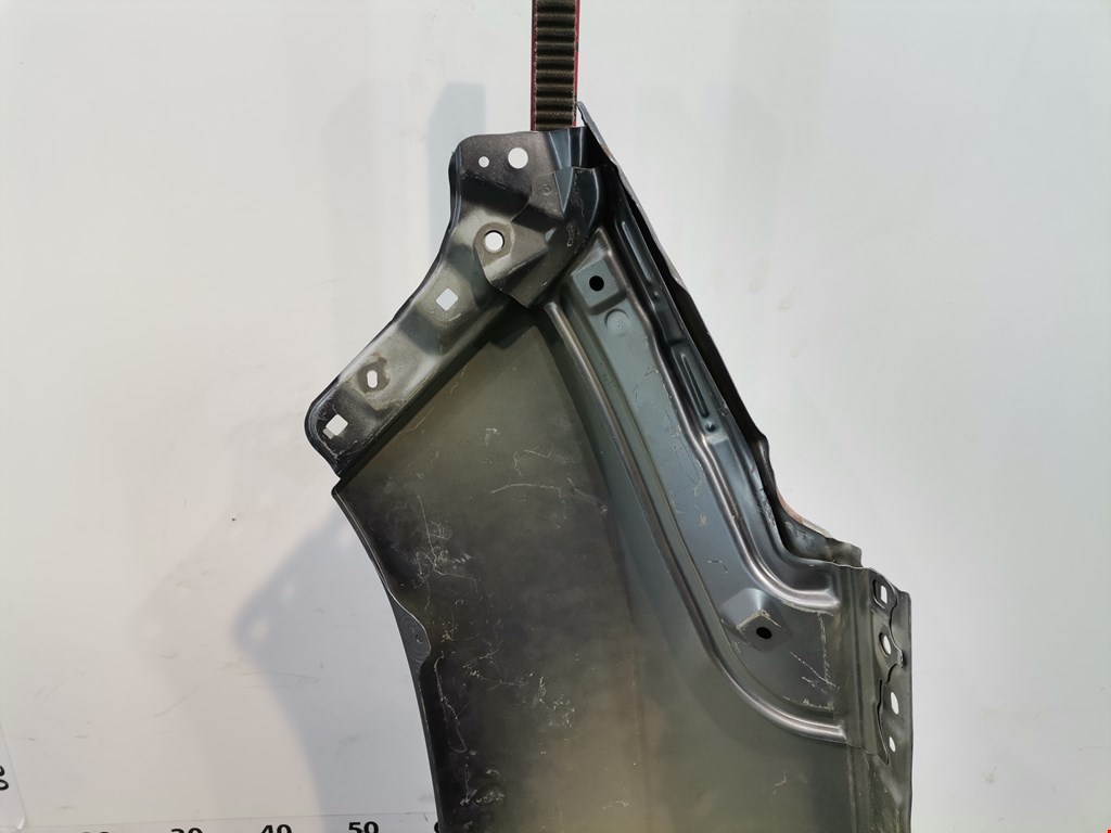 Крыло переднее правое LEXUS LX 570 2007-н.в.