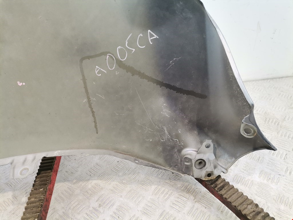 Крыло переднее правое LEXUS LX 570 2007-н.в.