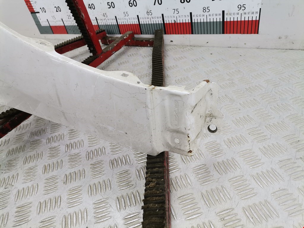 Крыло переднее правое LEXUS LX 570 2007-н.в.