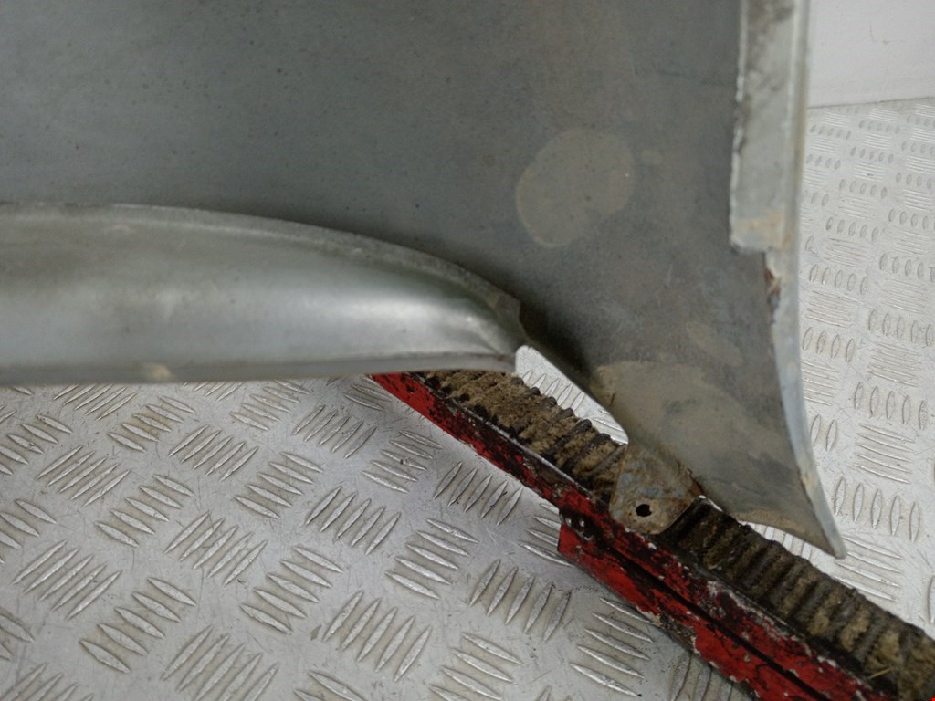 Крыло переднее правое RENAULT Kangoo 1997-2008