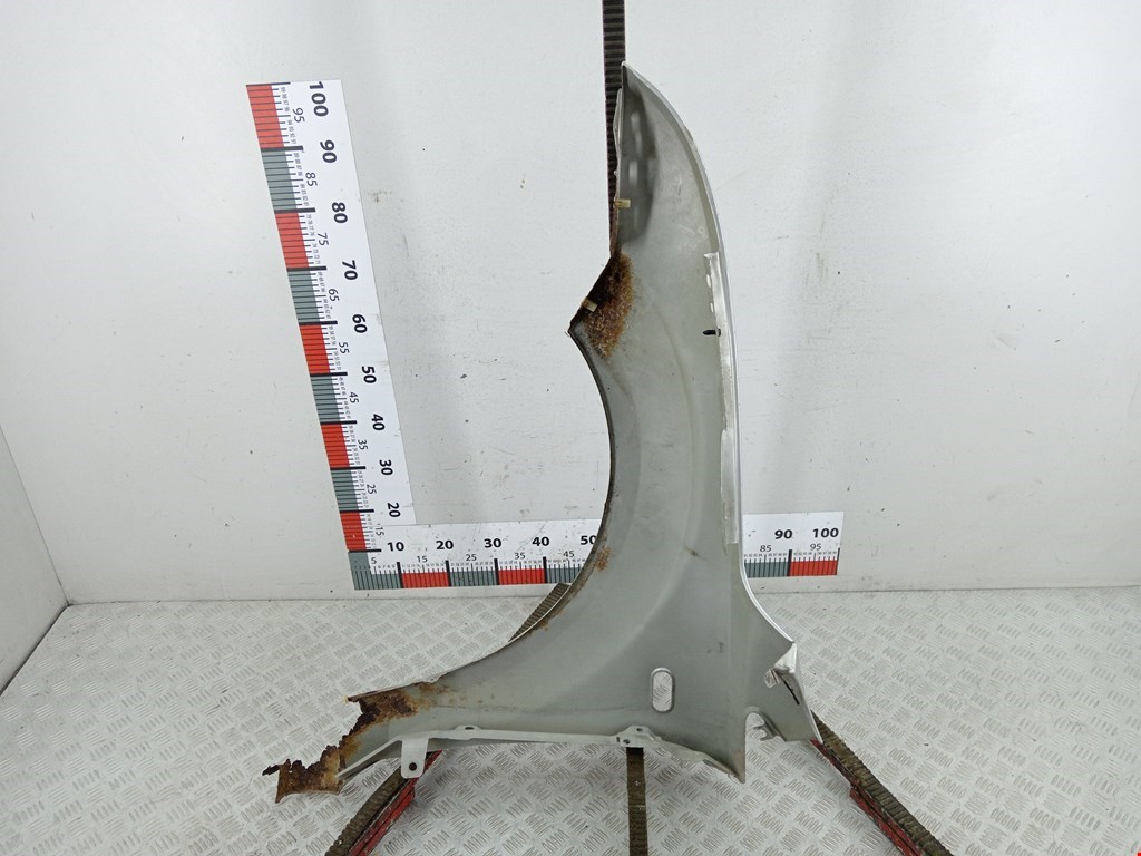 Крыло переднее правое FORD Focus II 2005-2011