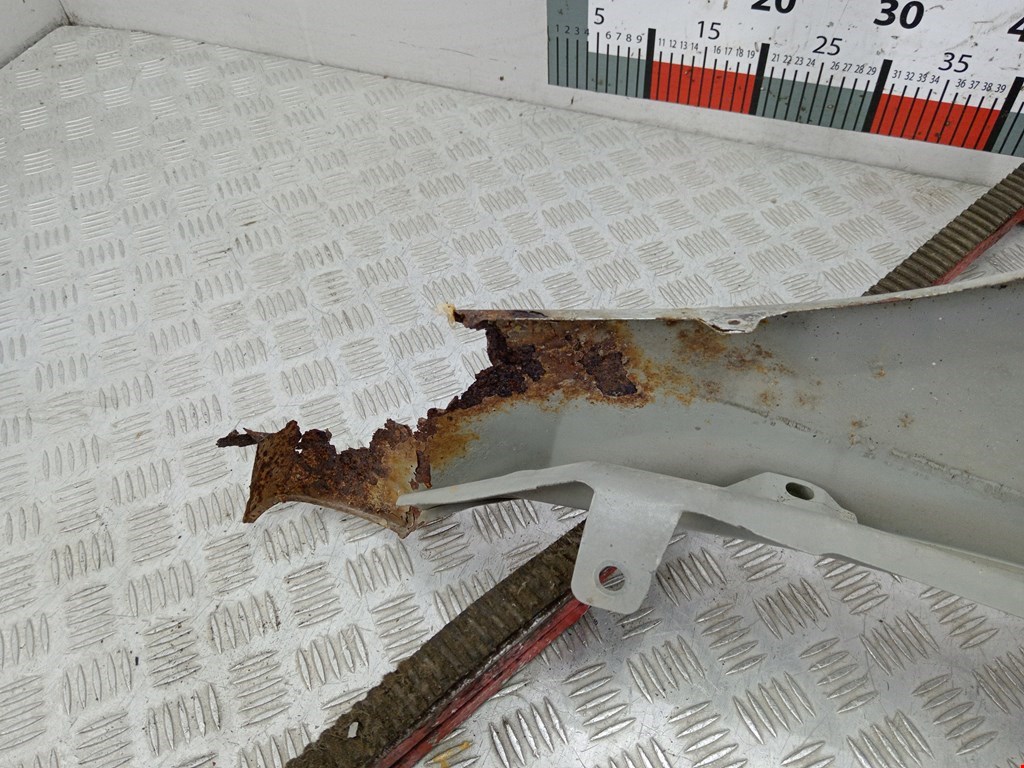 Крыло переднее правое FORD Focus II 2005-2011