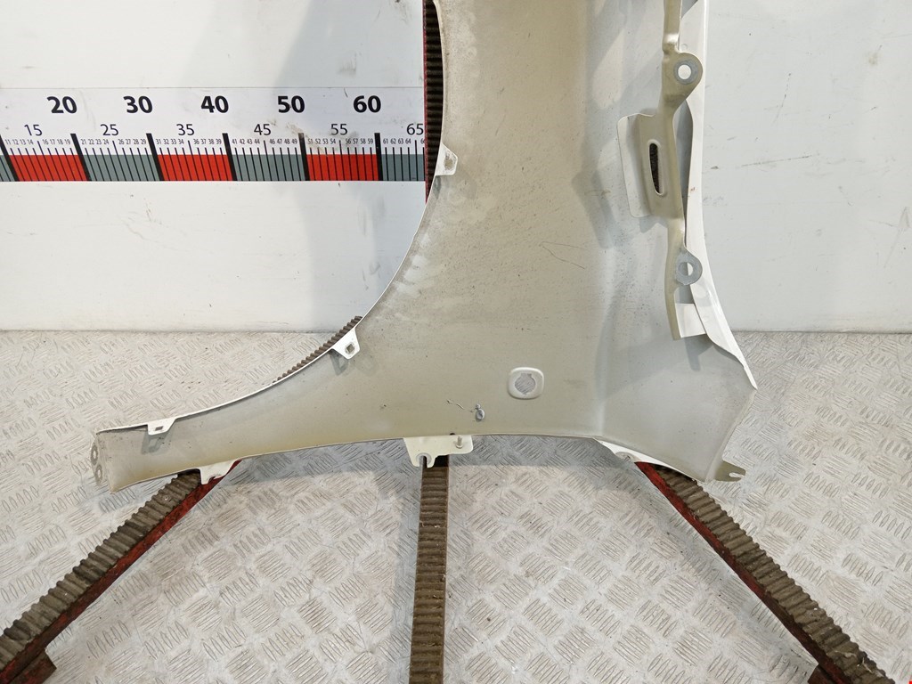 Крыло переднее правое SKODA Fabia MK2 5J 2007-2014