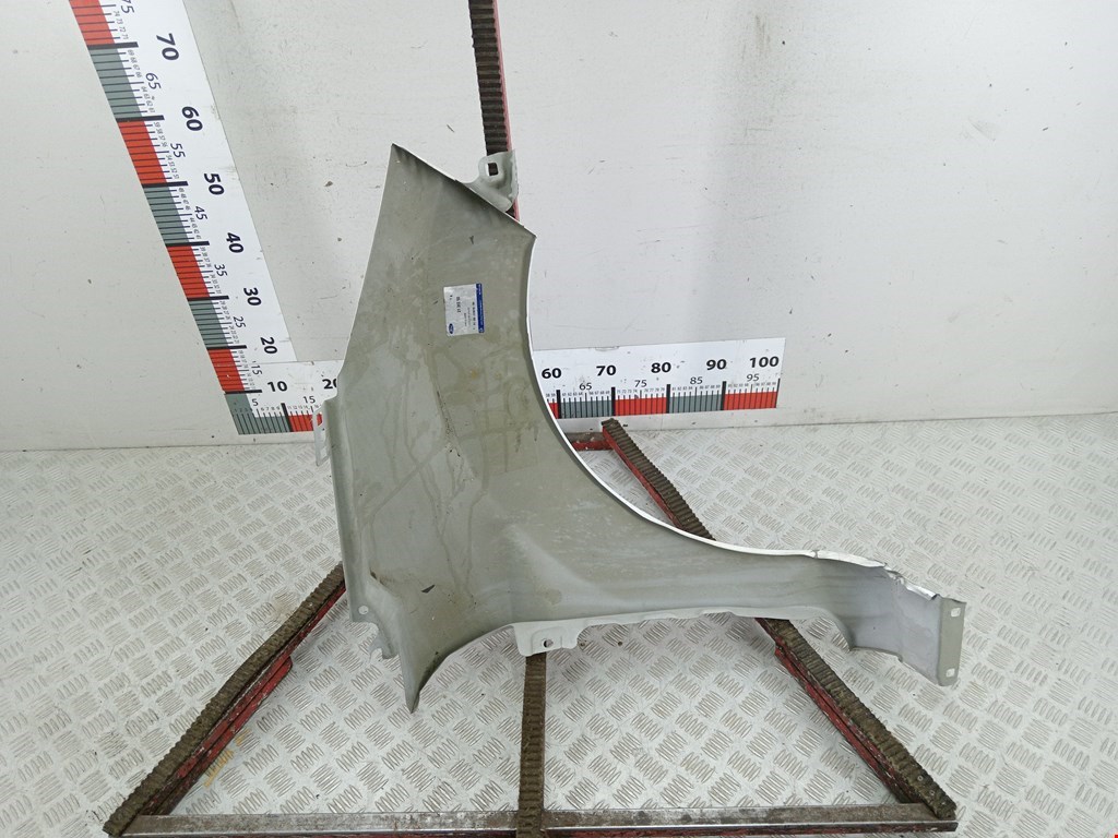 Крыло переднее левое FORD Fiesta 2008-2012