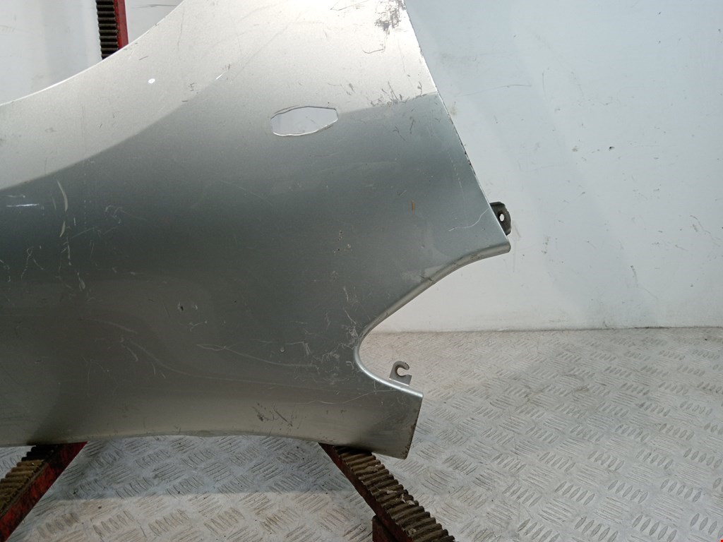 Крыло переднее правое TOYOTA Auris E150 2006-2012