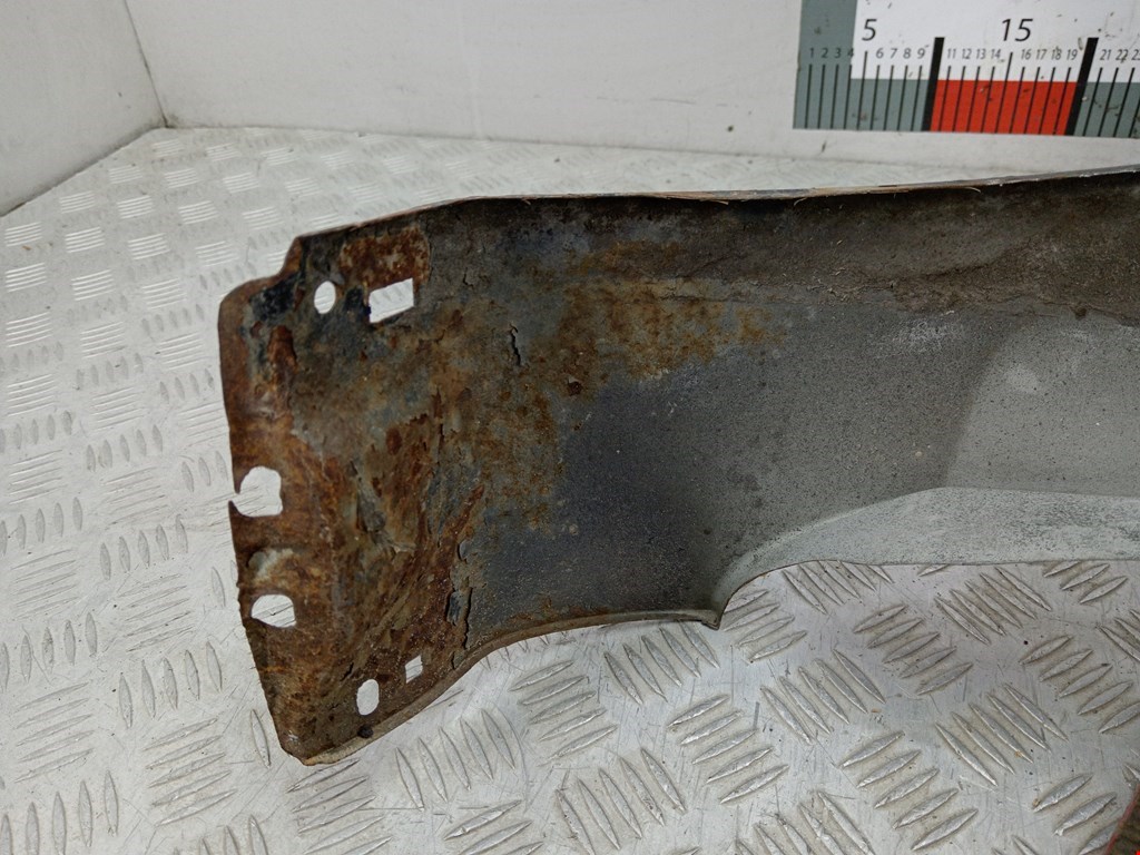 Крыло переднее правое FORD Focus II 2005-2011