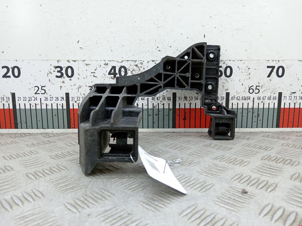 Кронштейн фары правый KIA Cee'd II 2012-2018