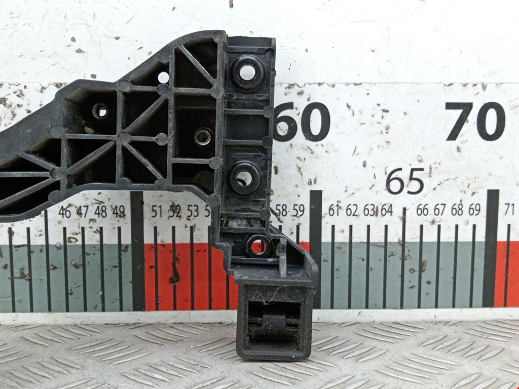 Кронштейн фары правый KIA Cee'd II 2012-2018