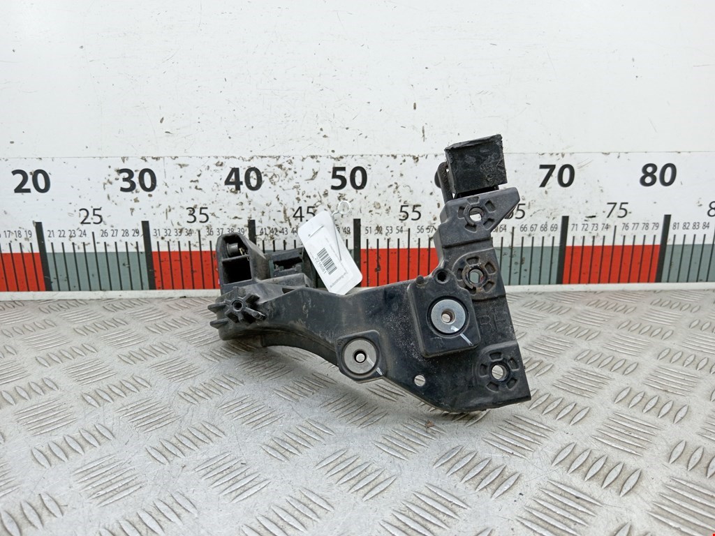 Кронштейн фары правый KIA Cee'd II 2012-2018