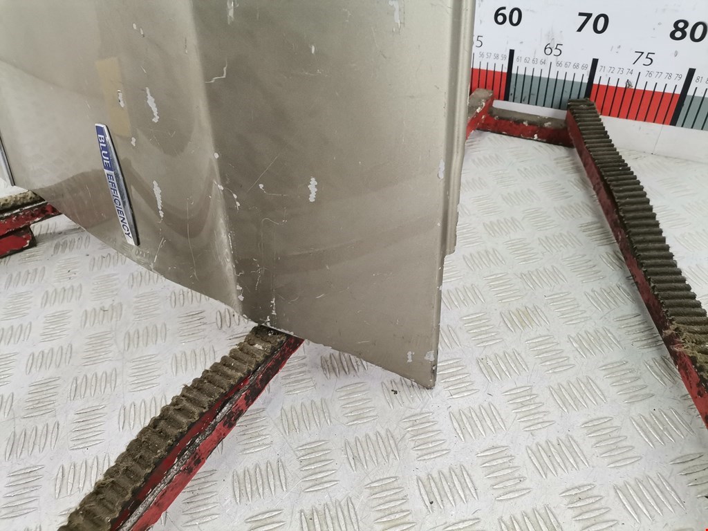 Крыло переднее левое MERCEDES-BENZ C-Class C-klasse W204 2007-2015